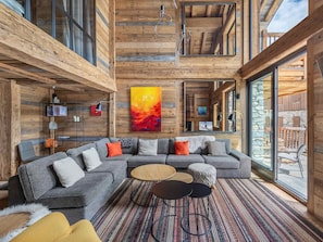 Télévision, cheminée