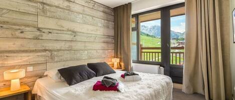 3 bedrooms, free WiFi, bed sheets