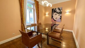Townhome | In-room dining - 3BR Townhouse W 2Bath Pvt Prkg & Terrace (Luxembourg City)