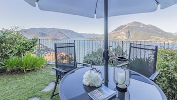 Panoraamahuoneisto, järvinäköala | Näkymä huoneesta