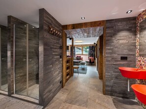 Interior - Luxury Chalet Near Ski Lifts with Wellness Area, Terrace, and Catering in Val-d'Isère (Val-d'Isère)