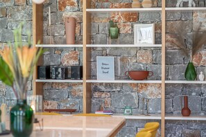 Interior - Brand new Villa Lydia, indoor heated pool, sea view, ideal for big groups (Kissamos)