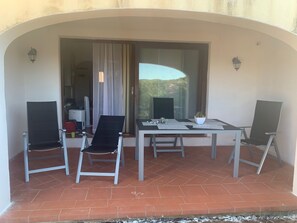 Outdoor dining - A.E. Stintino Relax House (Stintino)
