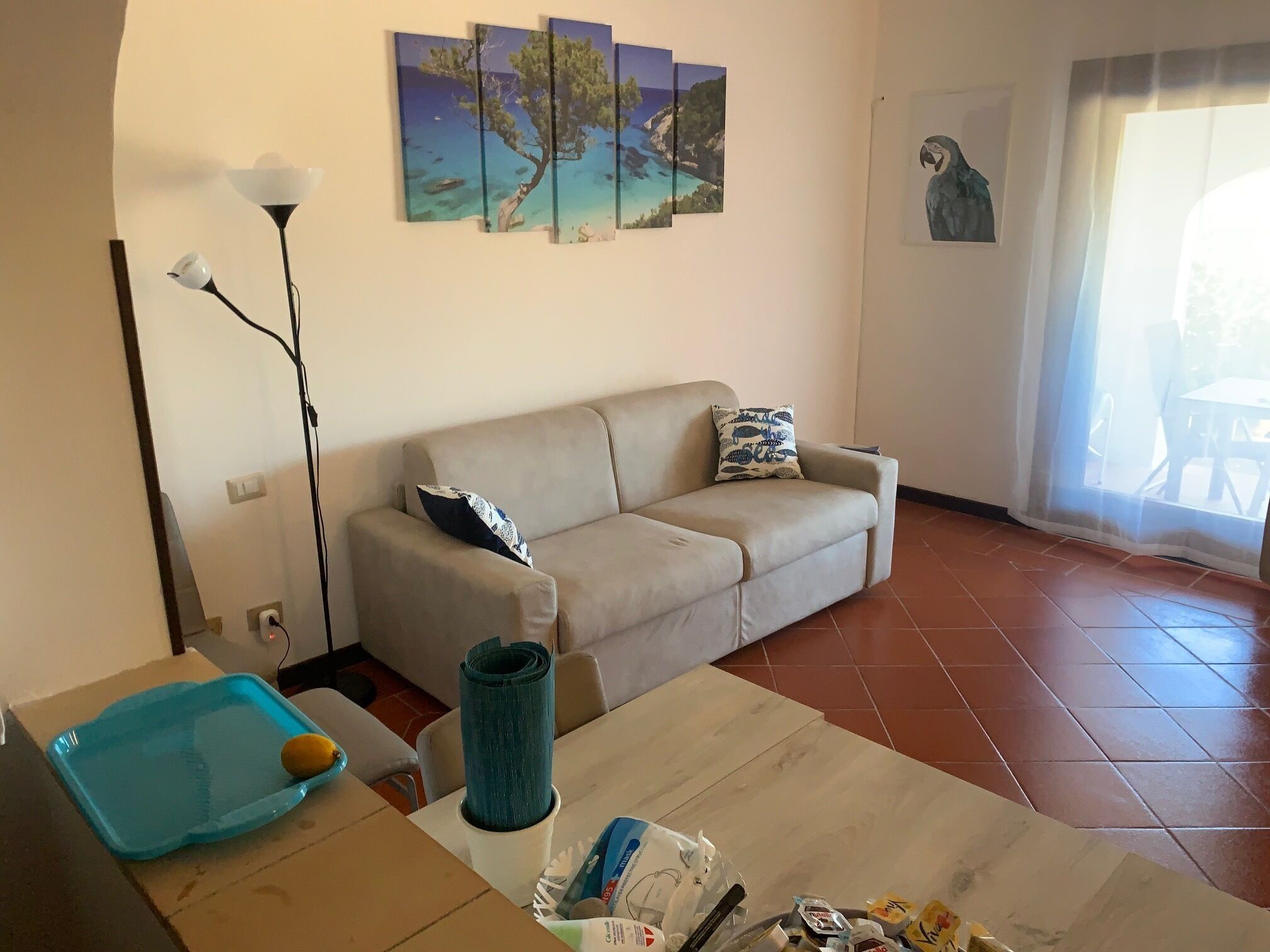 TV, videogiochi, libri, impianto stereo