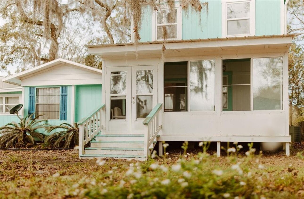 Nell's Place in the heart of town, plenty of parking and close to the boat ramp.