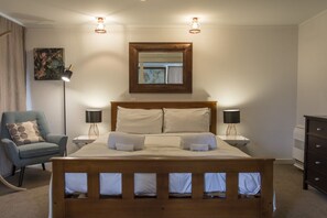 1 Schlafzimmer, Schreibtisch, Bügeleisen/Bügelbrett, kostenloses WLAN