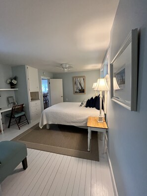 2 bedrooms, desk, iron/ironing board, travel cot