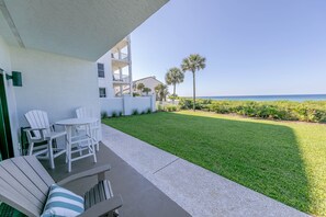 Outdoor dining - 30A ~ Palms at Seagrove C2 ~ Gulf Front ~ Private Beach Access! (Santa Rosa Beach)