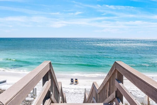 30A Palms at Seagrove C2 Gulf Front ~ Ground Floor ~ Private Beach!