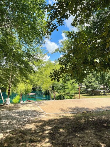 West Wing at the Manor w/ Swimming Pond & Sand Volleyball Access