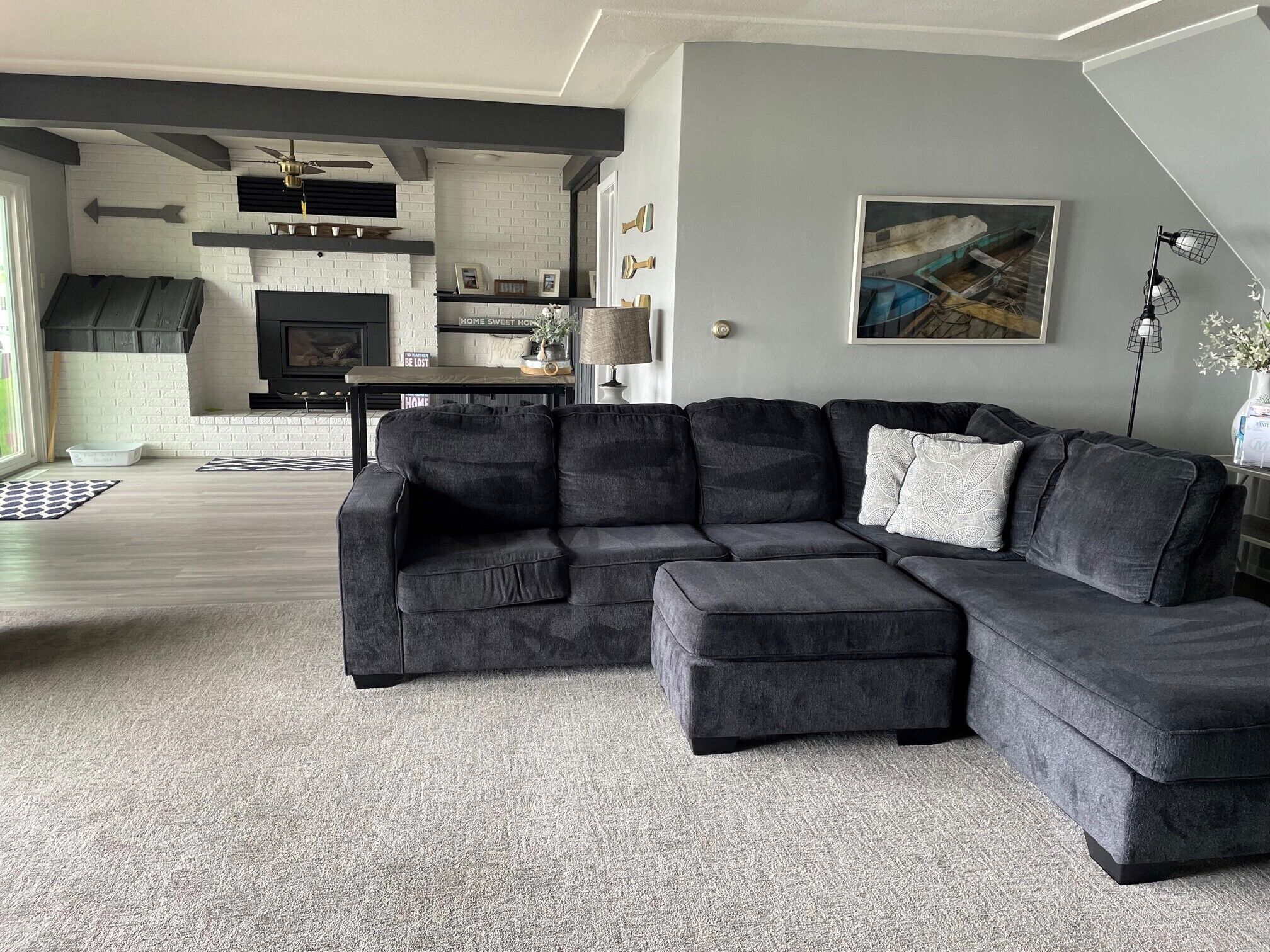 Smart TV, fireplace, DVD player