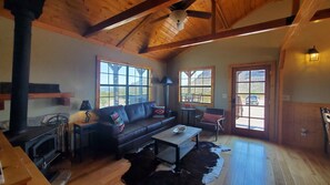 TV, fireplace, stereo, offices