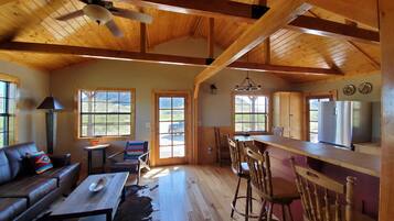 TV, lareira, aparelho de som, escritórios