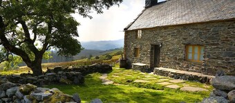 Remote, family, pet friendly, stunning views, log burner, walks from the door. 