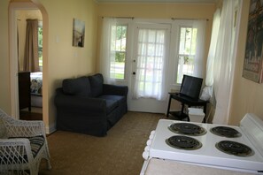 Interior - Lake Front Cottage in Michigan's Harbor Country "Sandy Shores 2" (lakeside)