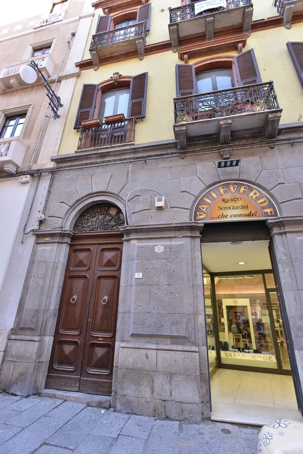 Bagian depan properti