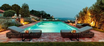 VILLA IL CASTELLO: Vibrant Sanctuary of Enchanting Colours. 6 Bedrooms, Private Pool