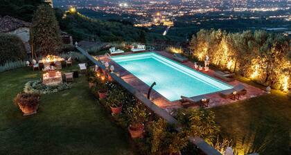 VILLA IL CASTELLO: Vibrant Sanctuary of Enchanting Colours. 6 Bedrooms, Private Pool