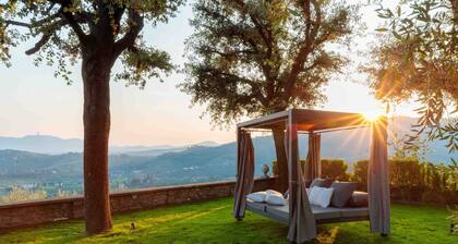 VILLA IL CASTELLO: Vibrant Sanctuary of Enchanting Colours. 6 Bedrooms, Private Pool
