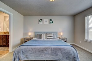 4 bedrooms, iron/ironing board, travel cot, free WiFi
