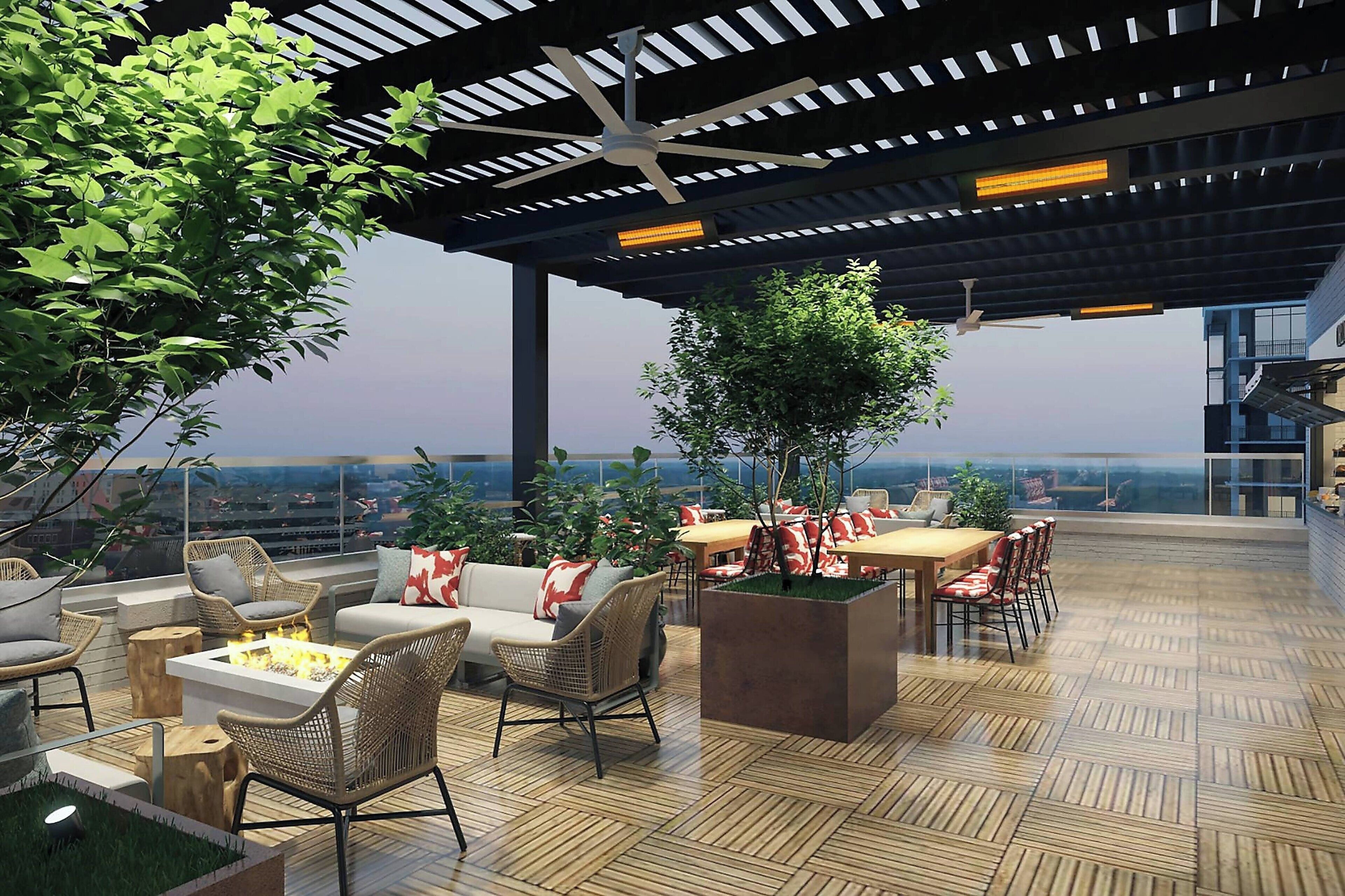 2 bars/lounges, rooftop bar, tapas bar