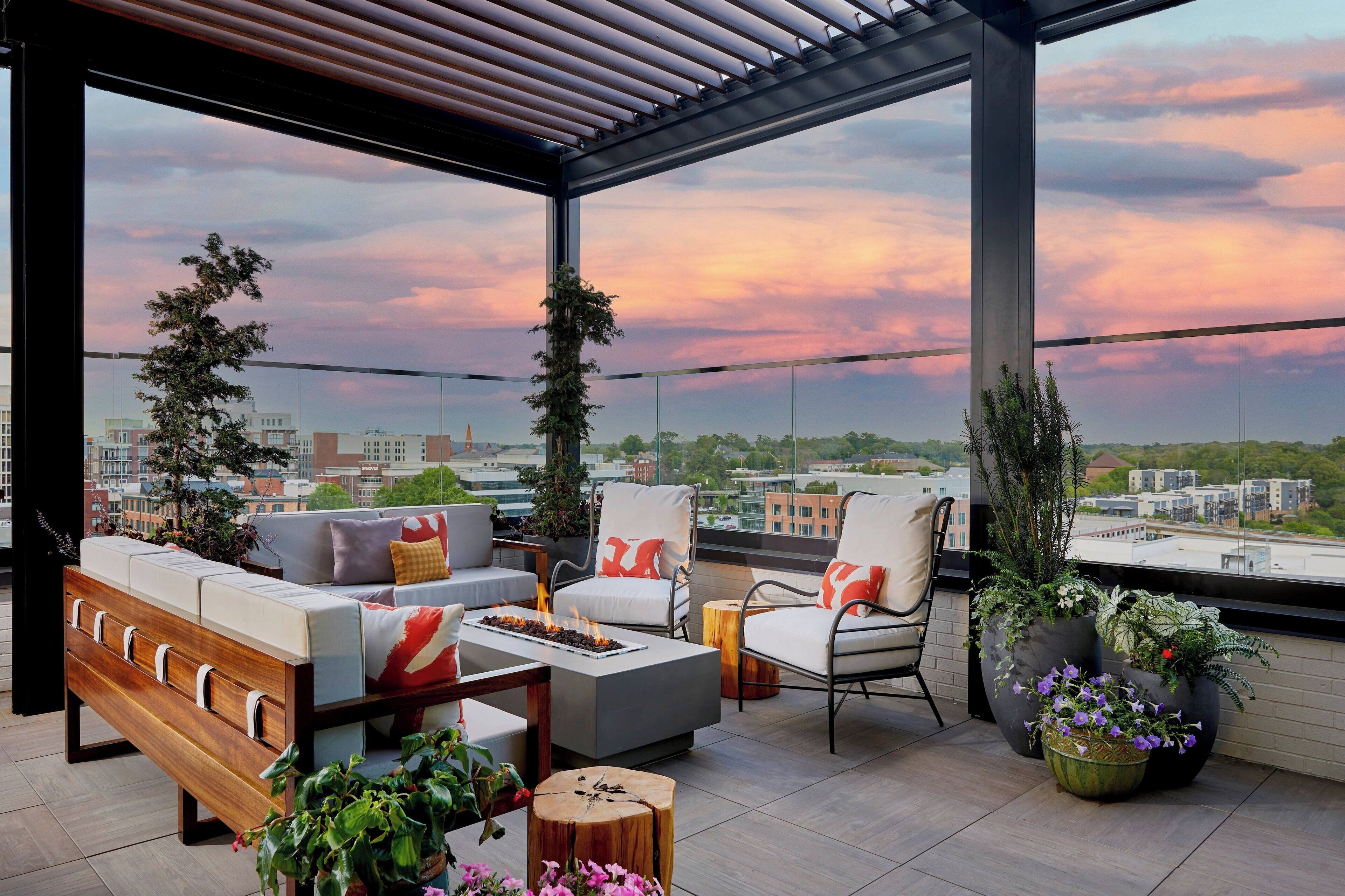 2 bars, bar sur le toit, bar à tapas