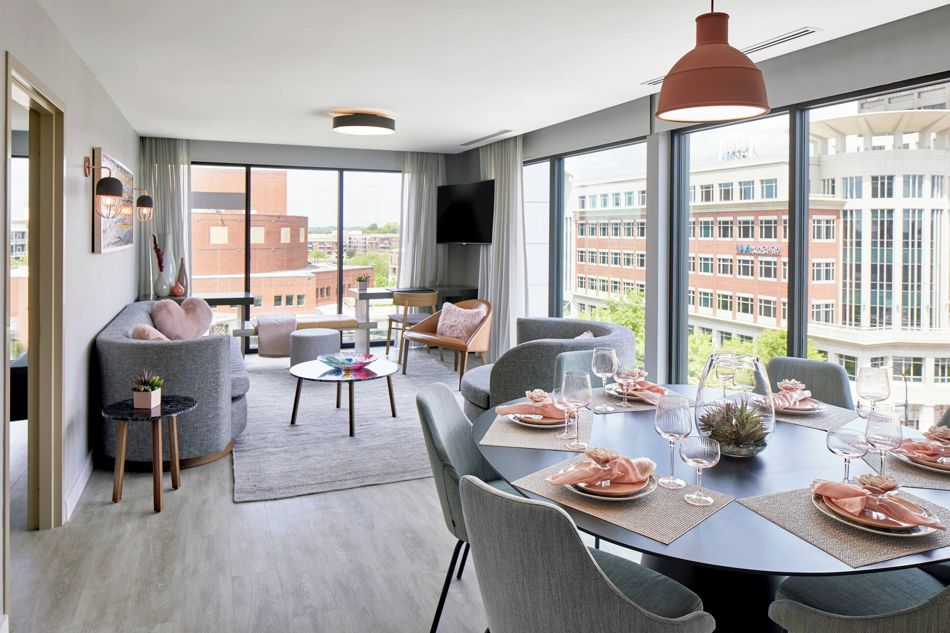 Premium bedding, in-room safe, desk, laptop workspace