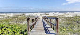 AMAZING OCEANFRONT VIEWS FROM MASTER SUITE TURTLE DUNES, OMNI RESORT AMELIA FL