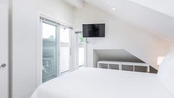 3 chambres, coffres-forts dans les chambres, fer et planche à repasser