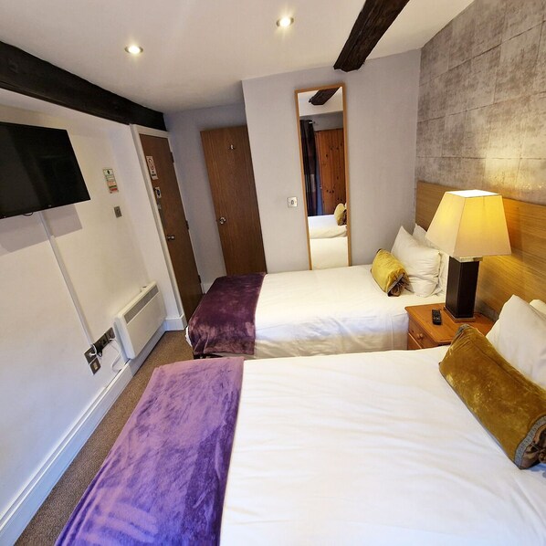 2 Schlafzimmer, Bügeleisen/Bügelbrett, kostenloses WLAN, Bettwäsche