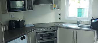 Summer Lodge Luxury Caravan in Hastings Free Wifi