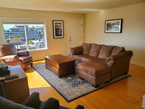 Smart TV, fireplace - Perfectly Located l Trinidad Harbor Views l  Trinidad Ca
Redwood National Forest (Trinidad)