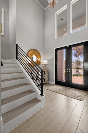 Interior - Casa Delfín - Family/Fun/Modern - Key Allegro location with panoramic bay views (Rockport)