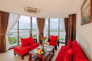 บริเวณนั่งเล่น