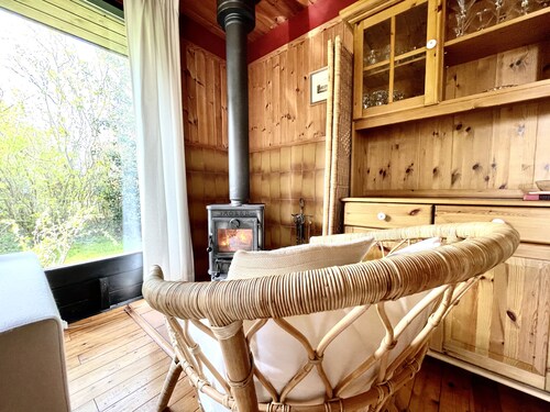 Cozy Wooden Cottage House Near Copenhagen