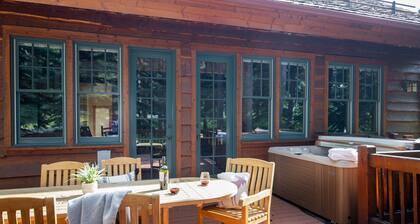 Outpost: Granite Ridge Homestead 3093 - Hot Tub!