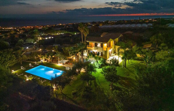 Exterior - Gorgeous home in Donnalucata (Donnalucata)