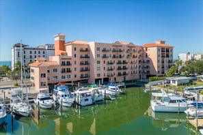 Marina - Salt Air, Sweet Escape (Madeira Beach)