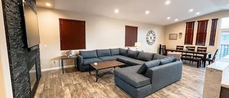 TV, fireplace, ping pong