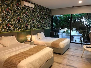 Comfort Room, 2 Double Beds, City View | Premium bedding, individually decorated, individually furnished, desk - Arte Hotel (Santa Marta)