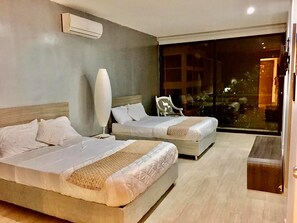 Premium bedding, individually decorated, individually furnished, desk - Arte Hotel (Santa Marta)