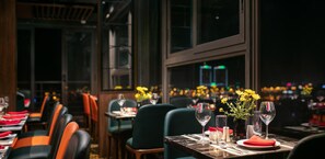 Breakfast and dinner served - Bendecir Hotel (Hanoi)