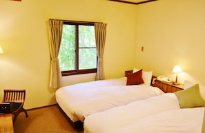 Free WiFi, bed sheets