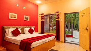 Deluxe Room | WiFi (free) - Panther Jungle Stay (Haliyal)