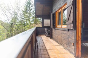 Terrace/patio - Vacation home Frankenglück - Apartment Holz vor der Hütt'n (Egloffstein)