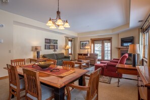 Condo, 2 quartos | Opções para refeição