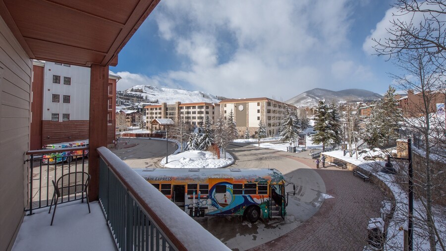 Wheelchair Accessible 2-Bedroom Slopeside Condo - No Cleaning Fee! by RedAwning