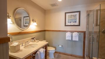 Condo, 1 Bedroom | Bathroom | Shampoo