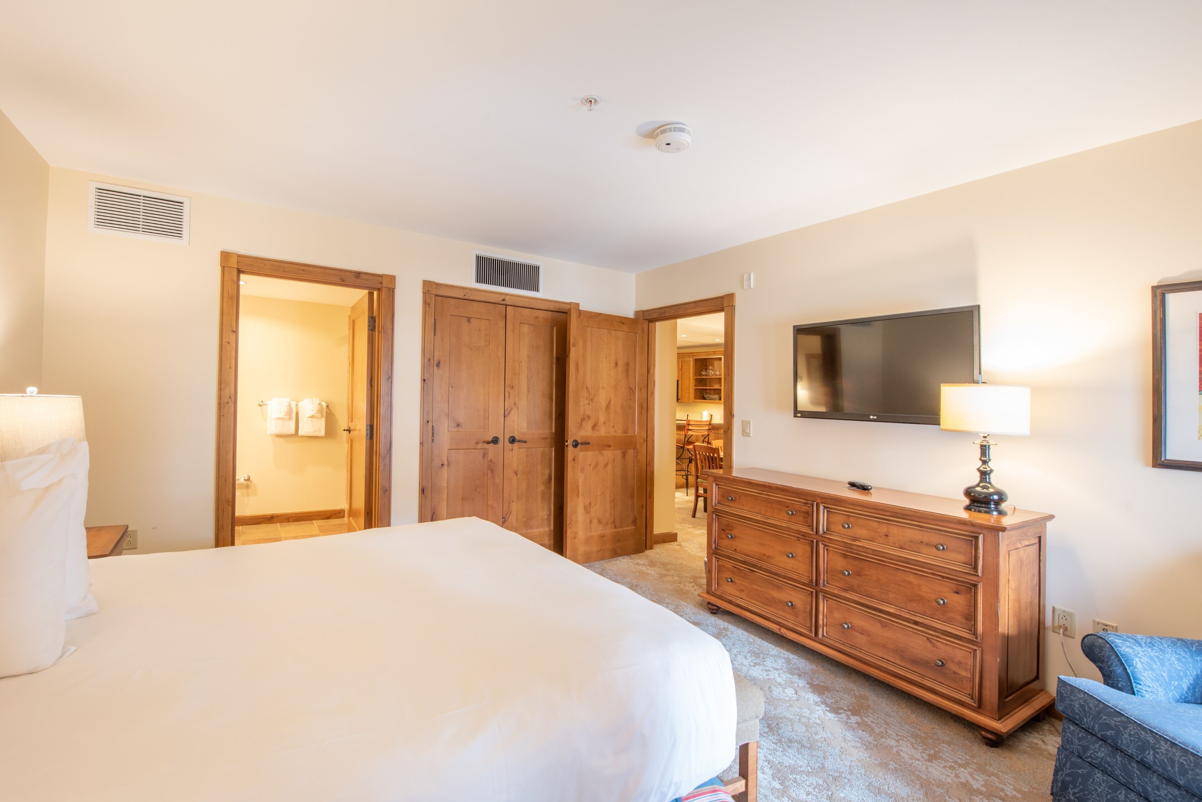Condo, 2 Bedrooms | 2 bedrooms, free WiFi