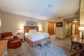 Condo, 2 Bedrooms | 2 bedrooms, free WiFi